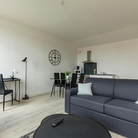 Le Dallas - 1 Chambre, 1 Canape-Lit, 1Er Etage, Parking, 10Min Canal Du Midi Castelsarrasin Buitenkant foto